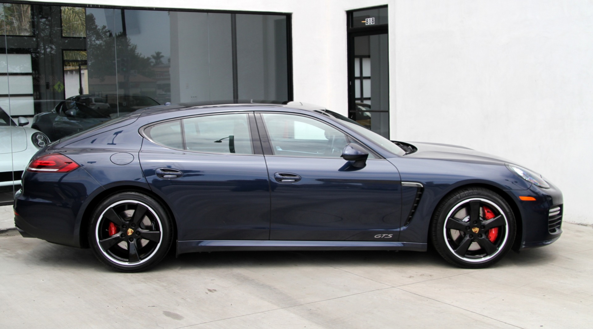 Porsche Panamera GTS 2015