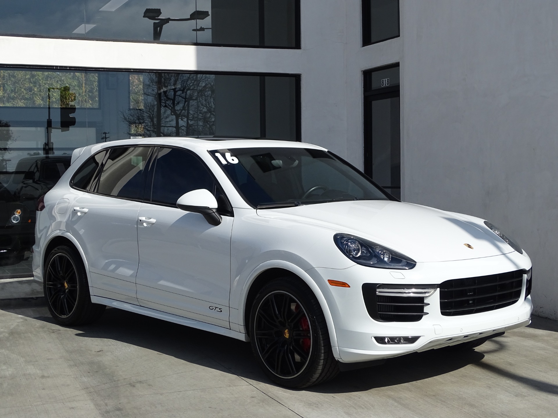 Porsche cayenne gts 2016