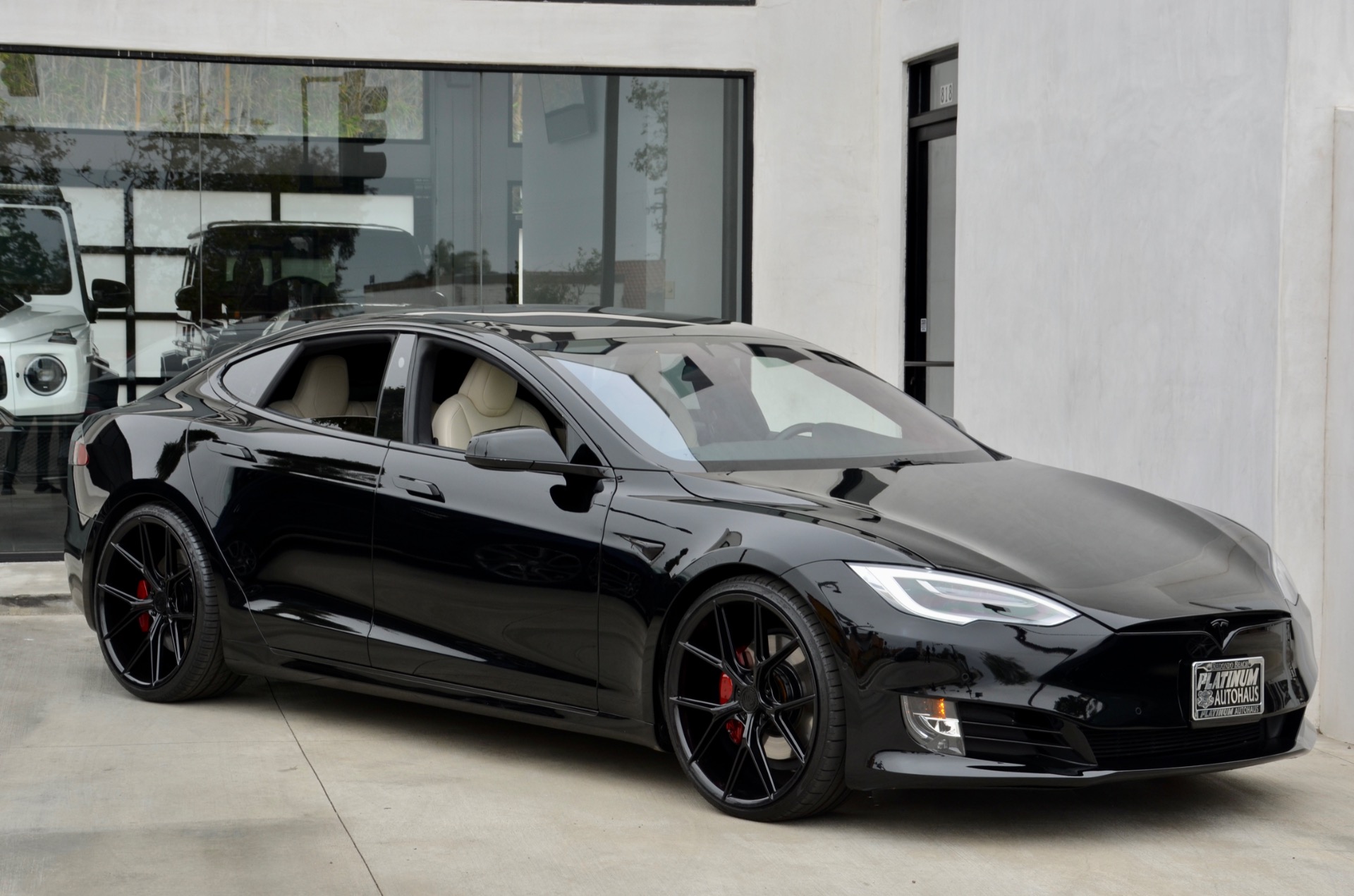 2020 tesla model store s black